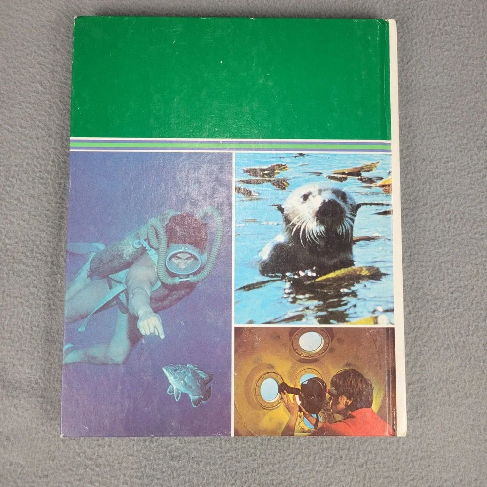 The Ocean World of Jacques Cousteau Window in the Sea Vol‎ 4 1975 Hardcover